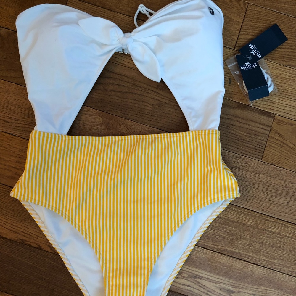 NWT Hollister Swimsuit